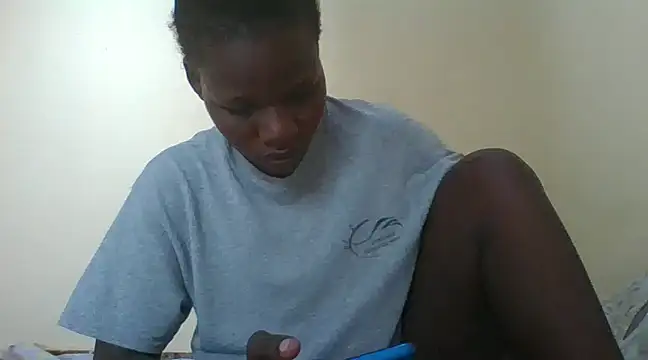 prettychic5 online show from December 16, 2024, 6:53 am