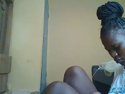 prettychic5 online show from November 21, 2025, 7:18 am