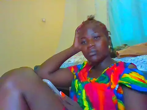 prettychic5 online show from May 9, 2026, 12:32 pm