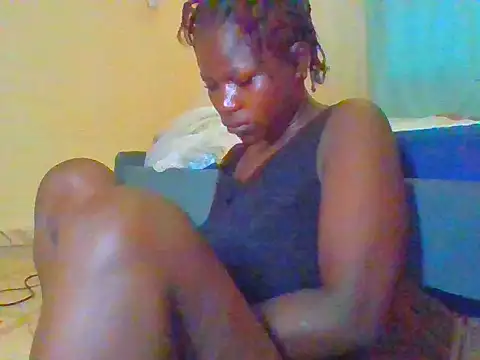 prettychic5 online show from May 15, 2026, 5:47 am