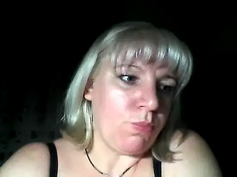 MeilomaWesa online show from December 19, 2024, 9:28 pm