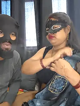 Snapshot of Something_61 chatting on February 9, 2026, 4:05 am Something 61 online show from February 9, 2026, 4:05 am