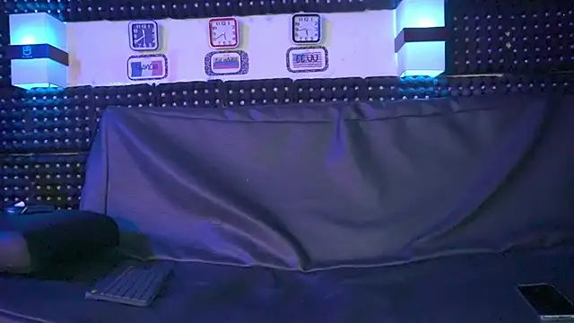 Dulce yors online show from December 19, 2024, 10:42 pm