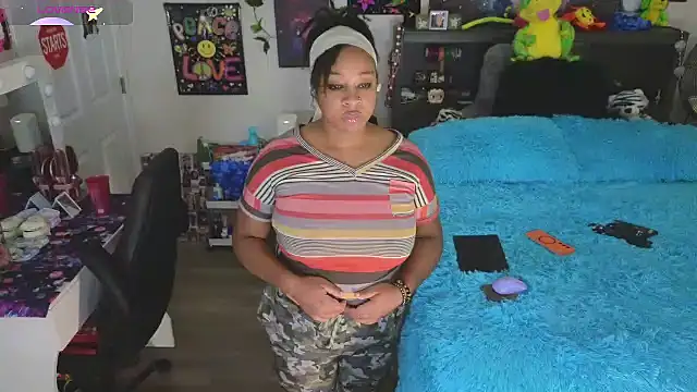 temptressbeauty24 online show from September 12, 2025, 3:28 am