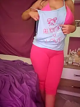 Zeina2024 online show from March 16, 2025, 2:10 am