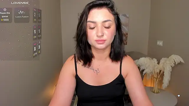 Snapshot of Sourr_Lollipop chatting on July 24, 2026, 11:47 pm Sourr Lollipop online show from July 24, 2026, 11:47 pm