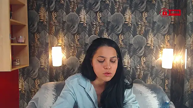 Snapshot of jessthewicked chatting on February 4, 2025, 7:33 pm jessthewicked online show from February 4, 2025, 7:33 pm