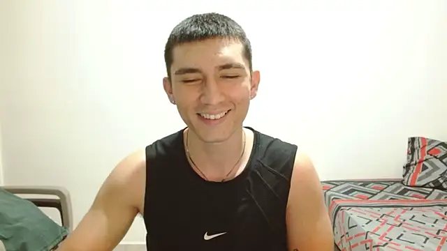 ChicoMaloFfF online show from April 24, 2026, 1:08 am