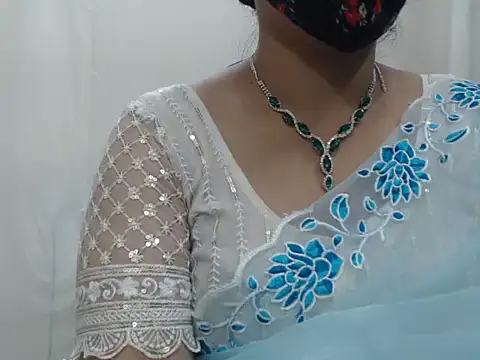 Lovely Siri 23 online show from December 4, 2025, 7:17 am