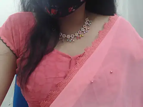 Lovely Siri 23 online show from March 12, 2026, 6:03 pm