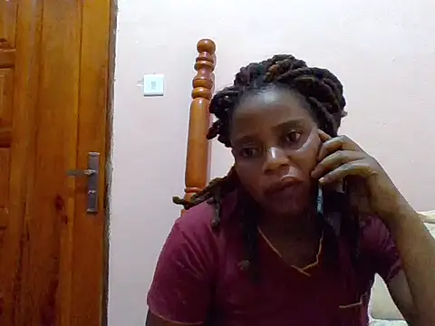 sweetbabra1 online show from May 28, 2026, 8:44 am