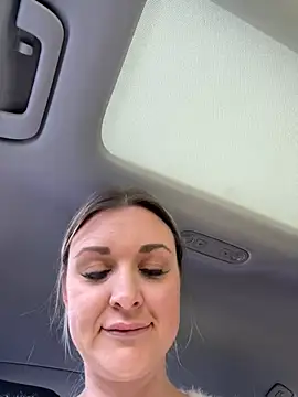 Bella-Tight online show from February 19, 2026, 3:08 pm