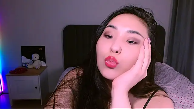 Snapshot of monabooty chatting on January 25, 2025, 10:29 am monabooty online show from January 25, 2025, 10:29 am