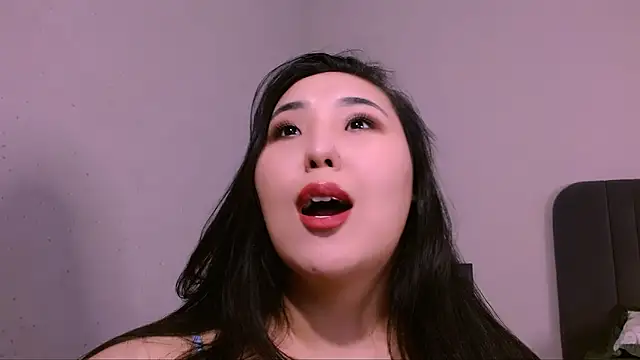 Snapshot of monabooty chatting on March 7, 2025, 8:55 pm monabooty online show from March 7, 2025, 8:55 pm