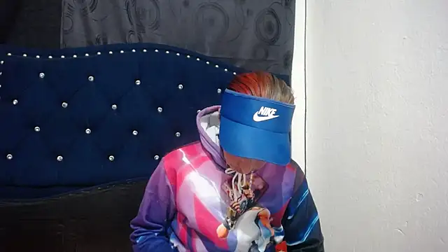 anyu1306 online show from December 29, 2024, 2:38 am