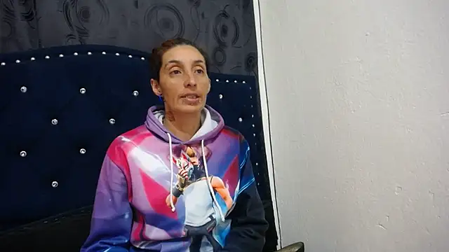 anyu1306 online show from March 13, 2025, 5:00 am