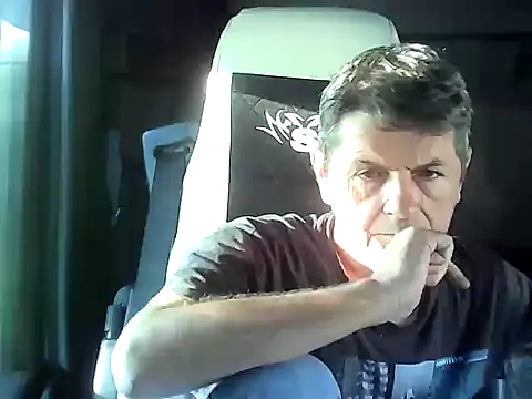 czarek888 online show from October 12, 2025, 7:29 am