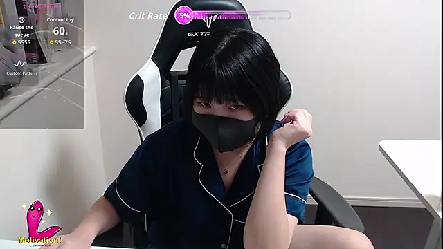 Snapshot of mimika0403 chatting on December 19, 2025, 7:48 am mimika0403 online show from December 19, 2025, 7:48 am