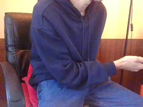Snapshot of MisterMister45 chatting on July 10, 2026, 1:36 pm MisterMister45 online show from July 10, 2026, 1:36 pm