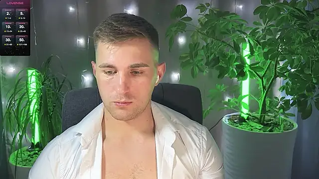 Sweeet  boy online show from March 15, 2025, 7:16 pm