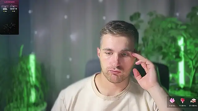 Sweeet  boy online show from March 20, 2025, 9:13 pm