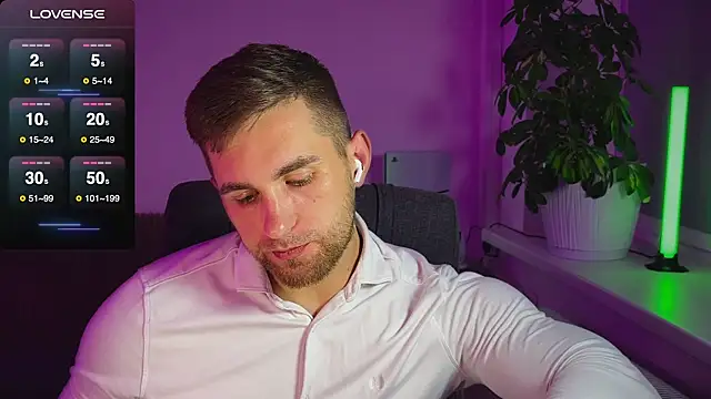 Sweeet  boy online show from October 13, 2025, 9:37 pm