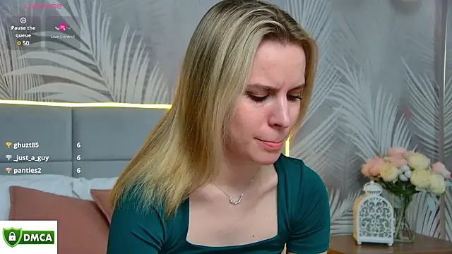 AmaliaBell online show from February 10, 2025, 7:38 pm