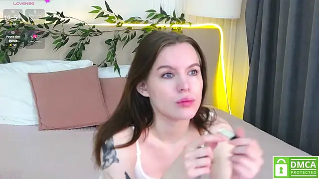 AmaliaBell online show from October 26, 2025, 1:06 pm