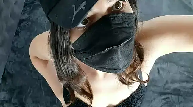 Snapshot of lili_70 chatting on December 29, 2024, 2:52 pm lili 70 online show from December 29, 2024, 2:52 pm