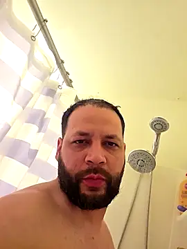 jones mcgee online show from February 5, 2026, 12:26 am