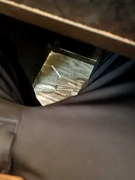 u wan me online show from April 6, 2026, 4:46 am