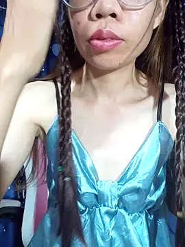   Mai-love19   online show from July 5, 2026, 11:23 pm
