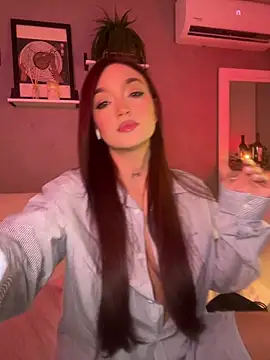 DaniDusan  online show from February 17, 2026, 8:37 pm