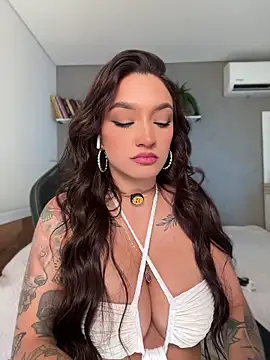 DaniDusan  online show from April 20, 2026, 7:37 pm