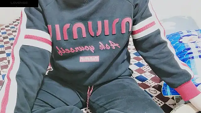 Sophie Secret online show from February 1, 2025, 9:40 pm