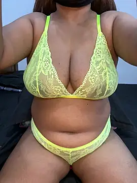 Snapshot of VINDY- chatting on February 28, 2026, 4:35 am VINDY- online show from February 28, 2026, 4:35 am