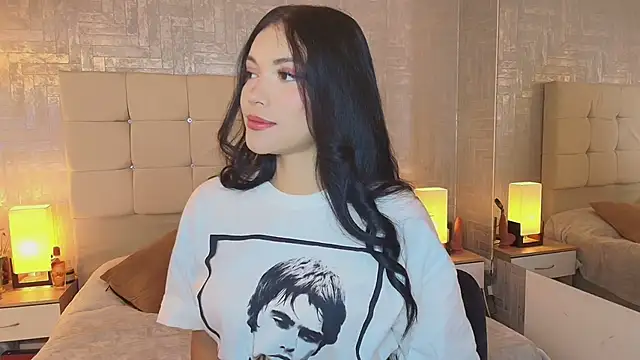 Snapshot of Baby_Venuss chatting on December 30, 2024, 3:47 am Baby Venuss online show from December 30, 2024, 3:47 am