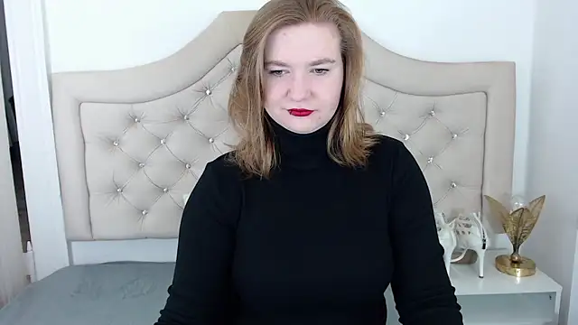 LaraDream online show from January 2, 2025, 2:24 pm