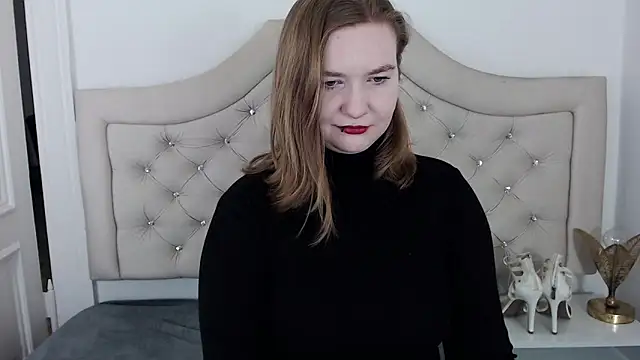 LaraDream online show from January 8, 2025, 12:49 am