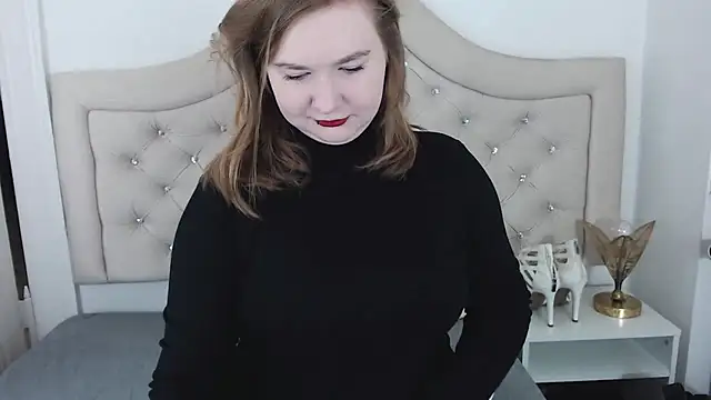 LaraDream online show from January 9, 2025, 8:44 pm