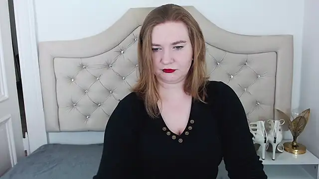 LaraDream online show from January 14, 2025, 7:21 pm