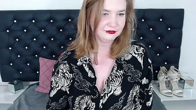 LaraDream online show from February 14, 2025, 1:45 am