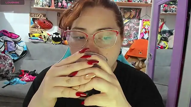 soficammy online show from September 14, 2025, 7:24 pm