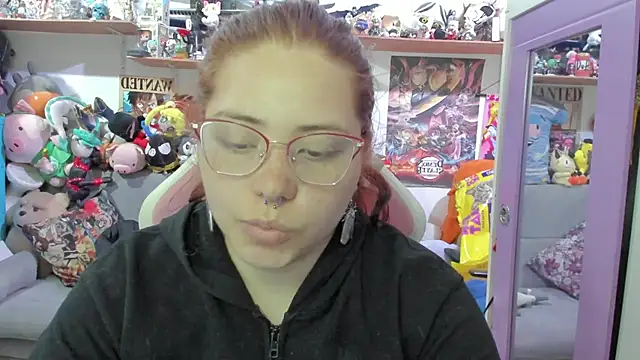 soficammy online show from April 18, 2026, 10:21 pm