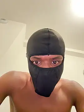 whose17 online show from October 14, 2025, 4:46 am