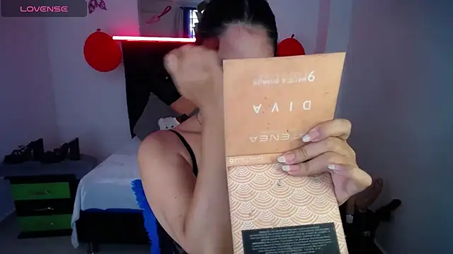 Snapshot of susan_smith18 chatting on February 19, 2025, 1:28 pm susan smith18 online show from February 19, 2025, 1:28 pm