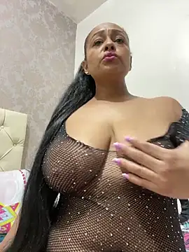 Snapshot of sofia_xxx02 chatting on February 18, 2025, 9:20 pm sofia xxx02 online show from February 18, 2025, 9:20 pm