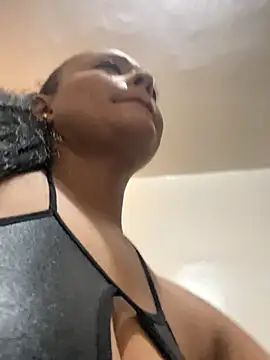Snapshot of sofia_xxx02 chatting on October 1, 2025, 12:22 pm sofia xxx02 online show from October 1, 2025, 12:22 pm