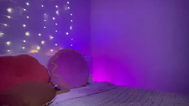 Fitnessbabe69 online show from January 8, 2025, 10:48 am