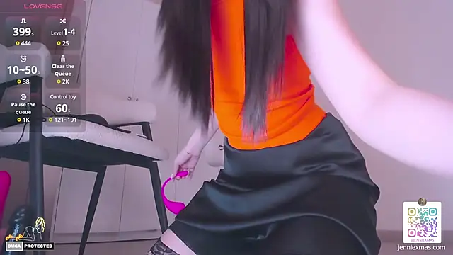 jennie xmas online show from March 16, 2025, 3:17 pm